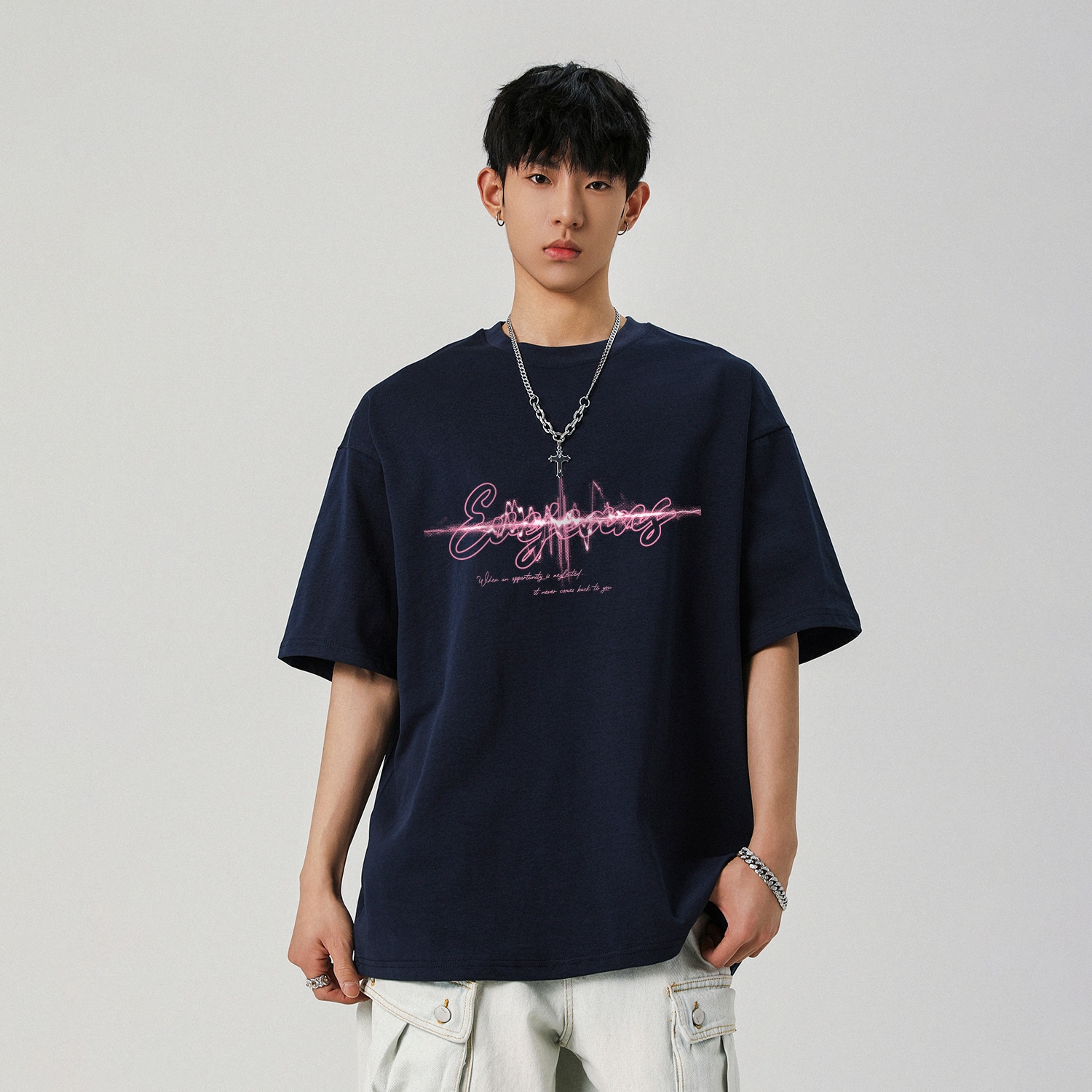 依文 EVE Jeans Basic Logo Tee — фото 10