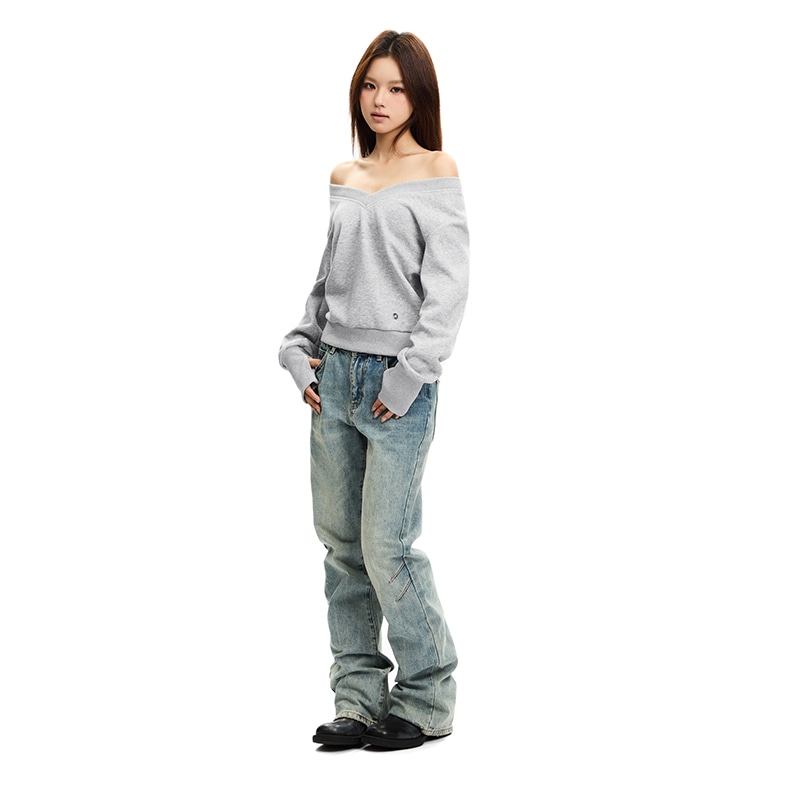 Apea V-Neck Long Sleeve Sweatshirt — фото 5
