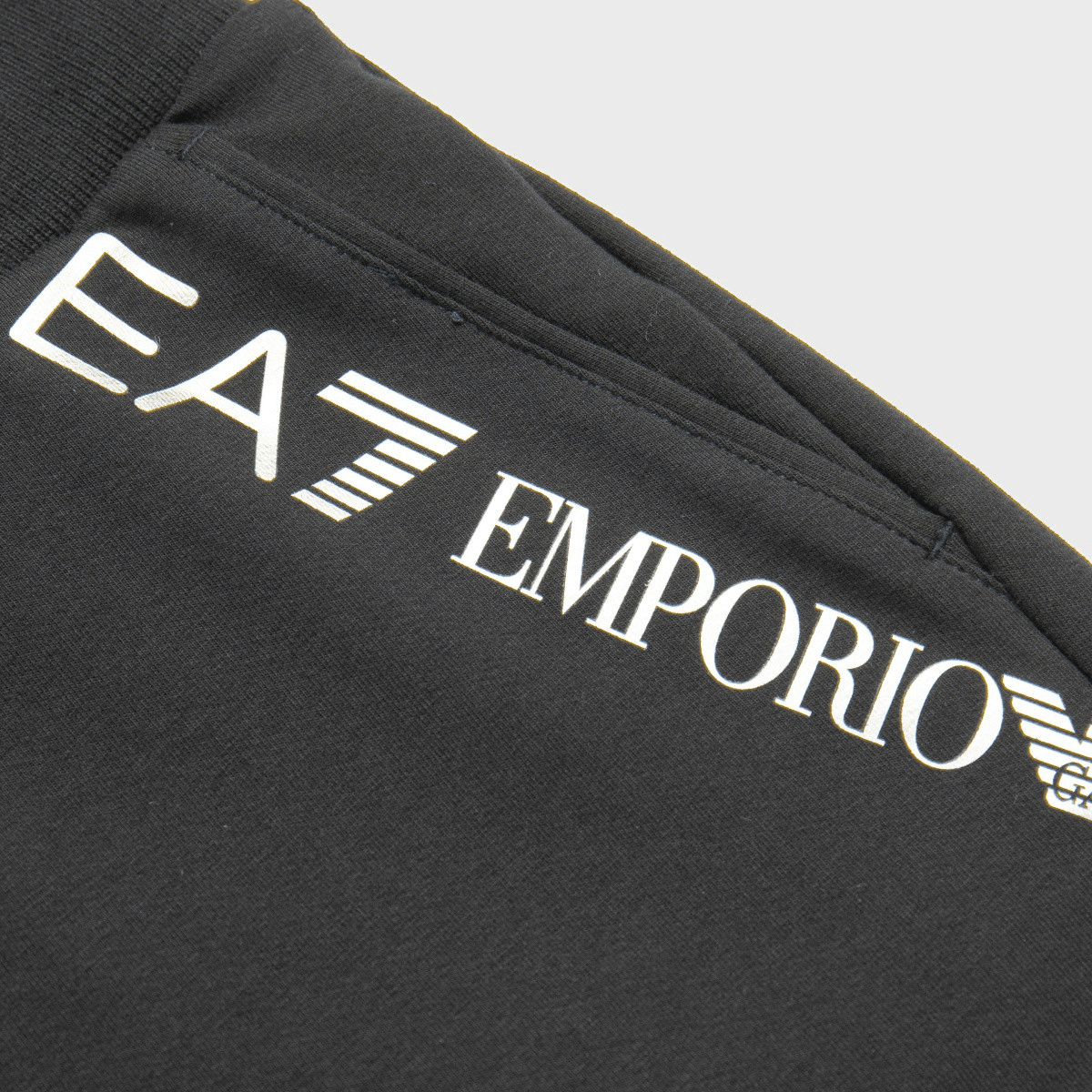 Emporio Armani EA7 — фото 6