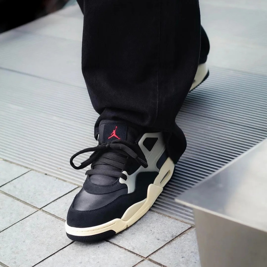 Jordan Air Jordan 4 RM "Black/Sail" — фото 10