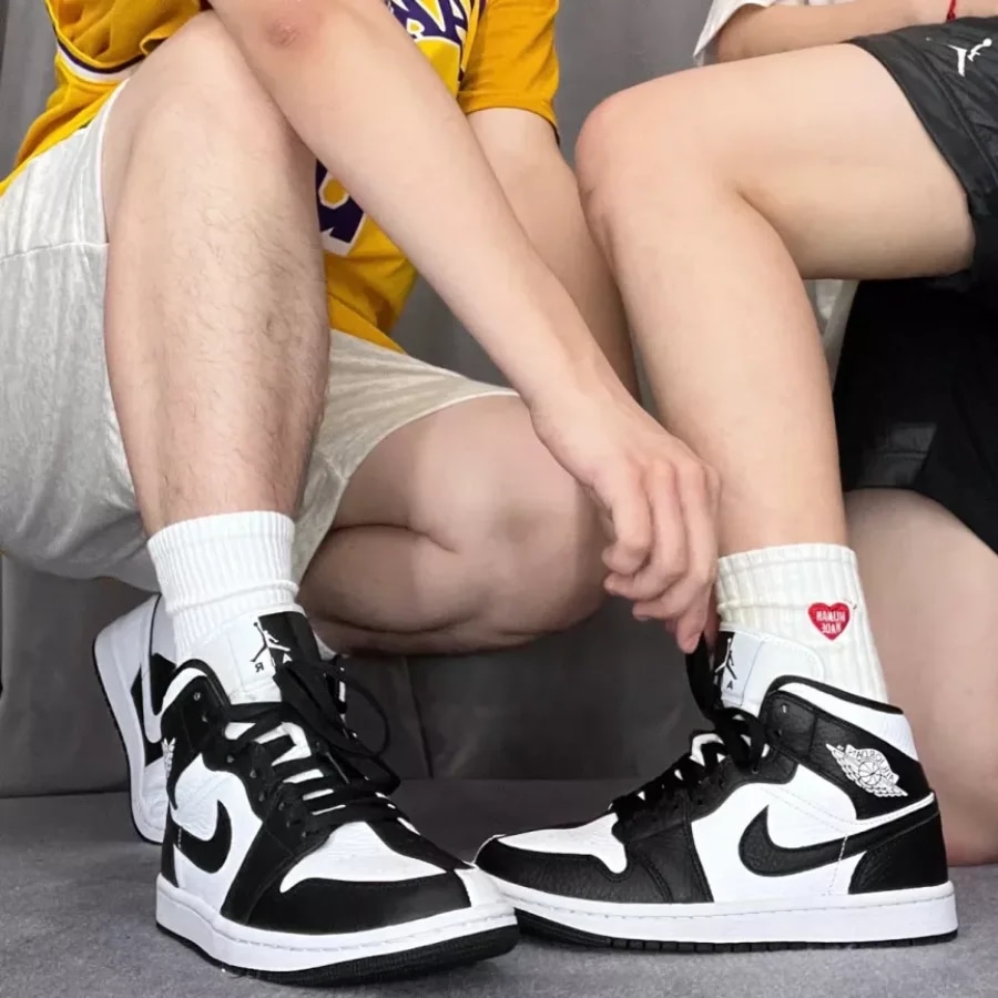Jordan Air Jordan 1 Mid SE "Invert" — фото 3